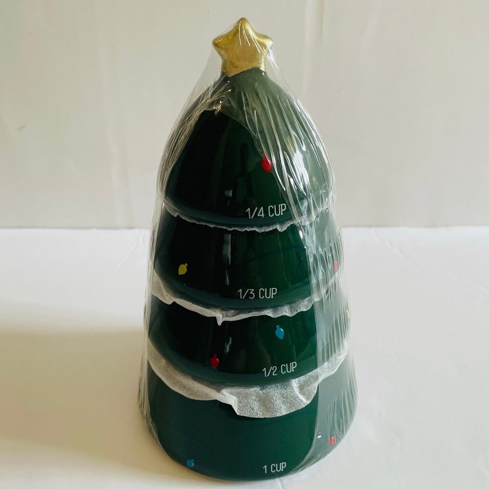 Target‎ Christmas Tree Ceramic Stacking Measuring Cups & Double Oven Mitt - Picture 3 of 5